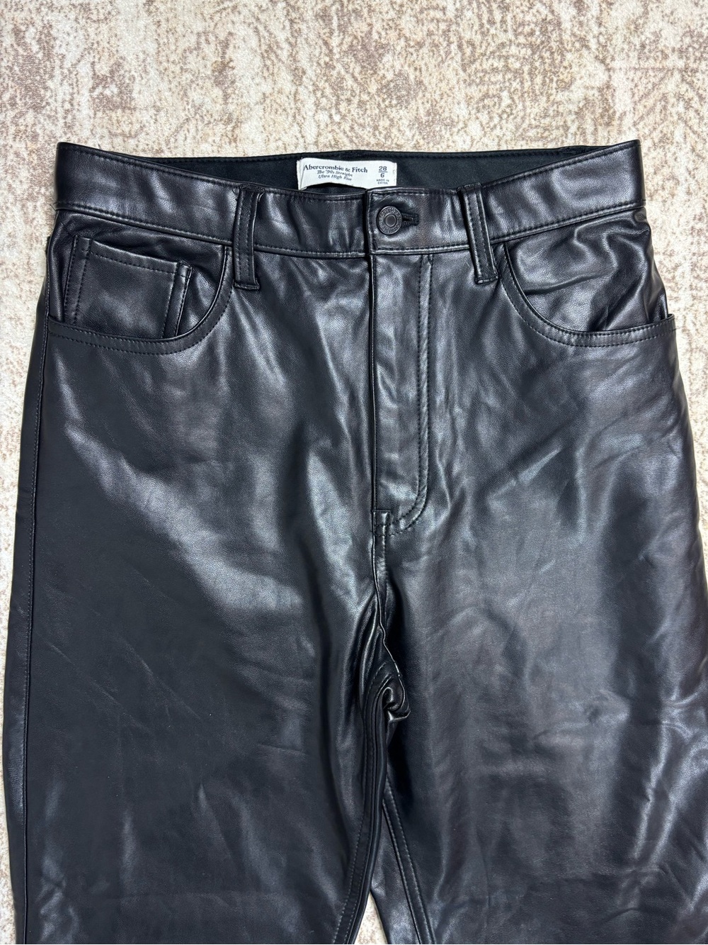 Abercrombie and Fitch 90s Straight Ultra High Rise Size 6 - Picture 4 of 9